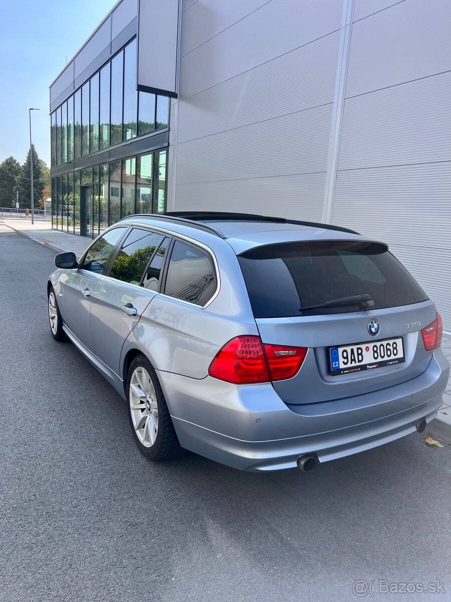 BMW e91 335i manual zadokolka