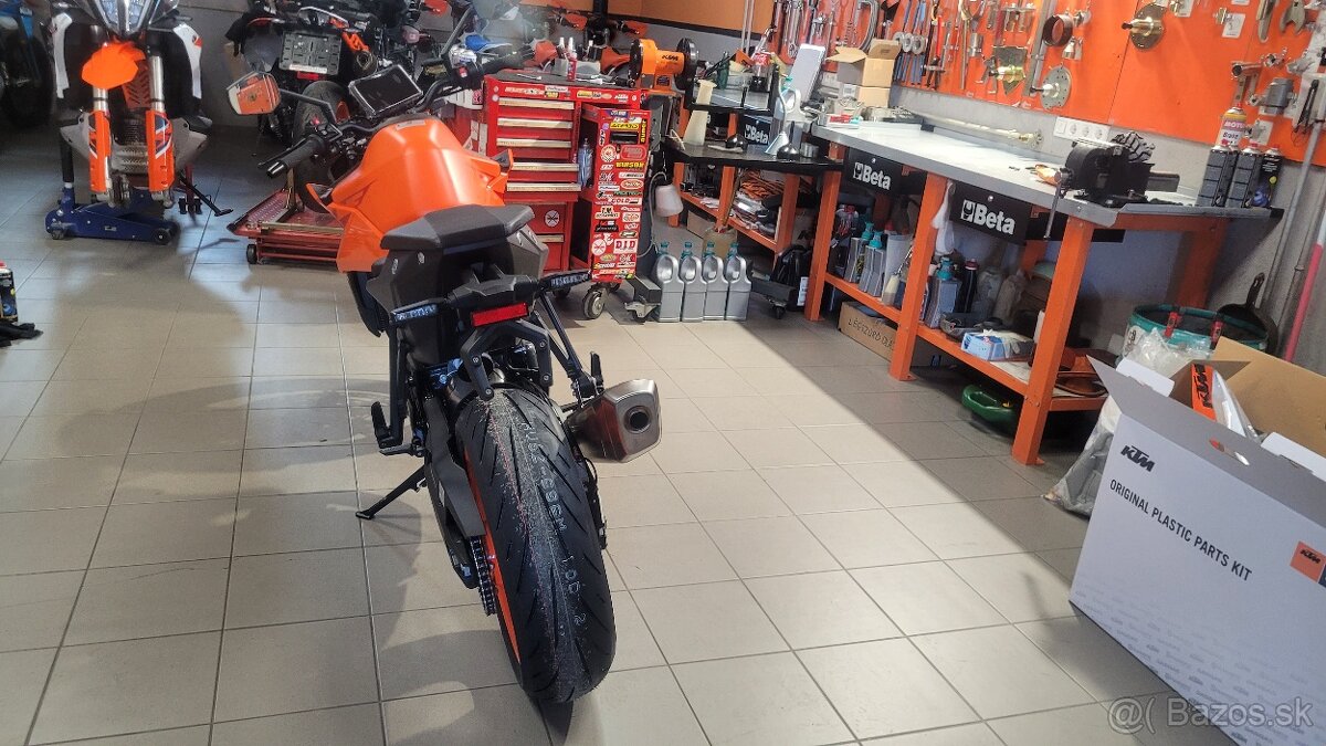 2024 KTM 990 DUKE Orange za 11599  €