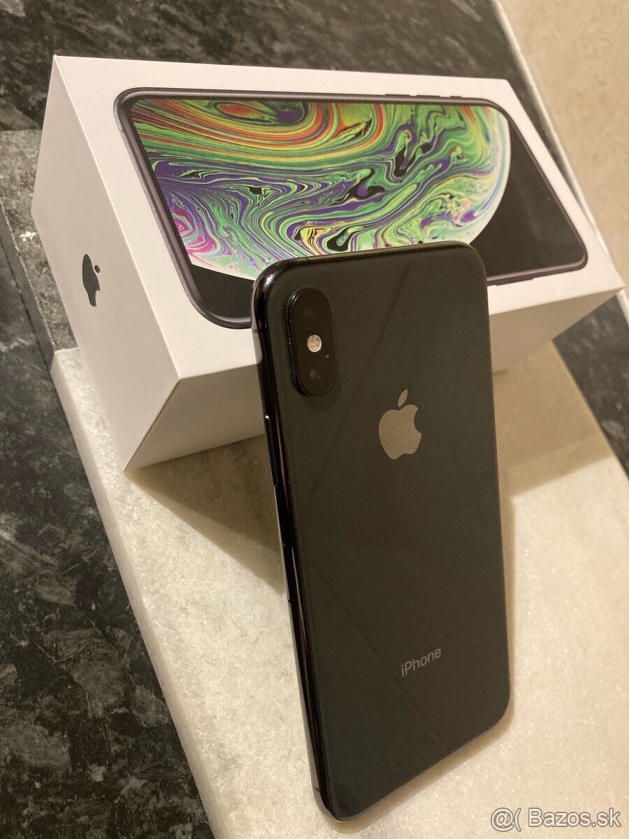 iPhone XS