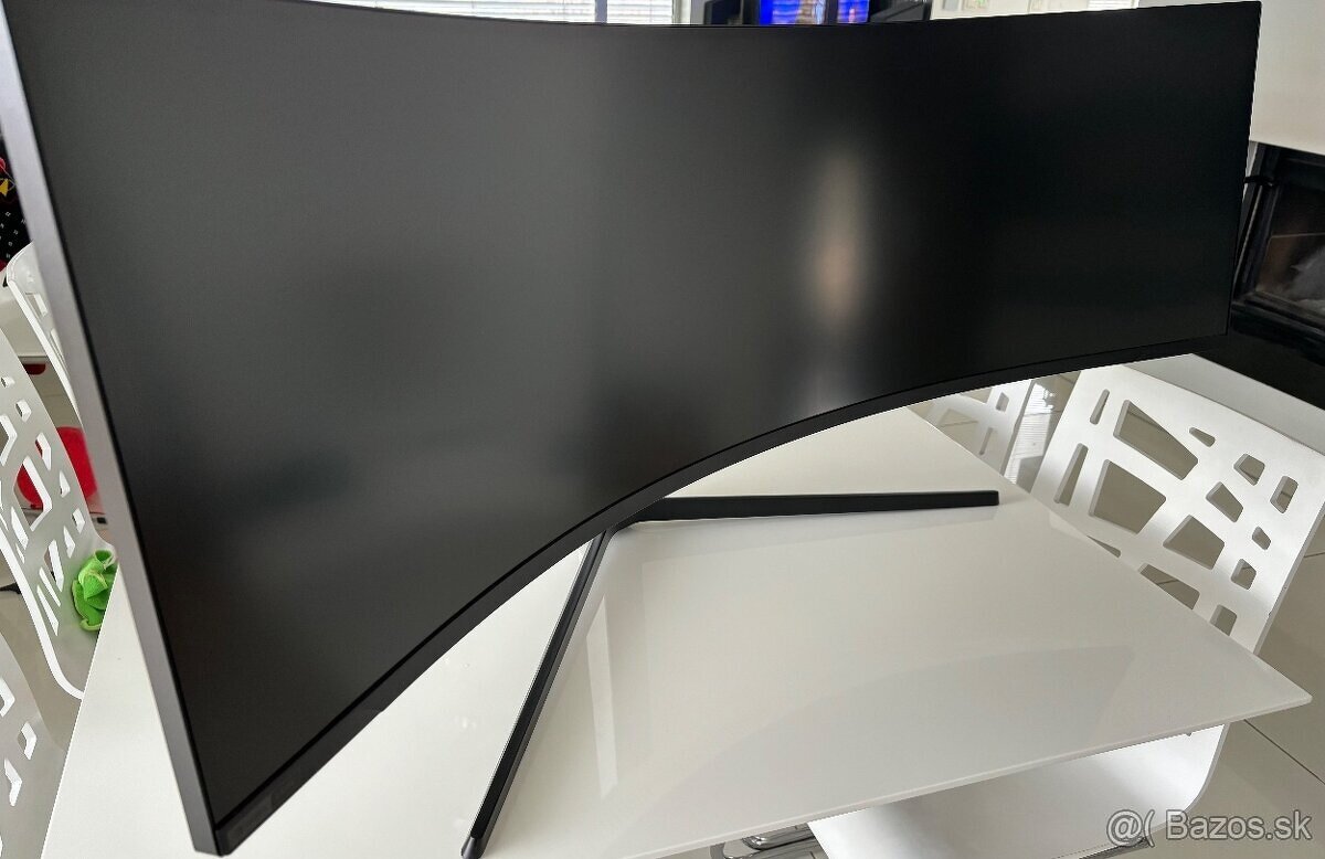 Nový LCD monitor 49" Samsung Odyssey G9 Neo