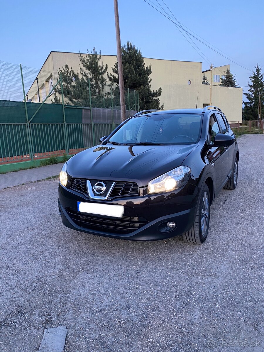 Nissan Qashqai +2 TEKNA