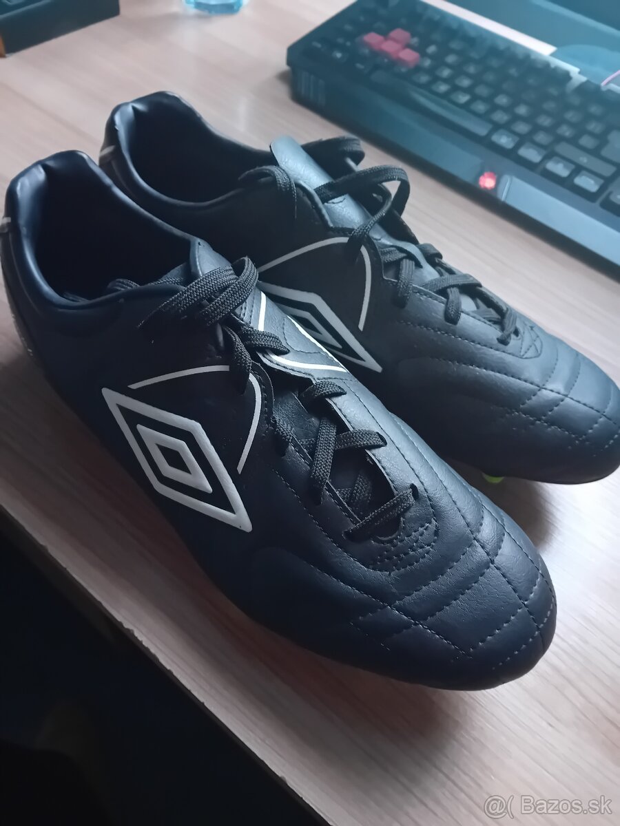 Kopačky Umbro