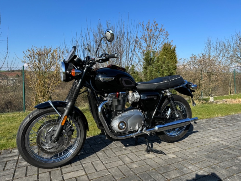 Triumph Bonneville T120 1.majitel