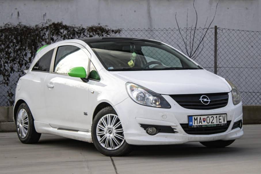 Predám Opel Corsa D 1,4i