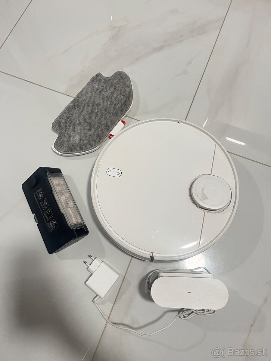 Robotický vysávač Xiaomi Mi Robot Vacuum Pro