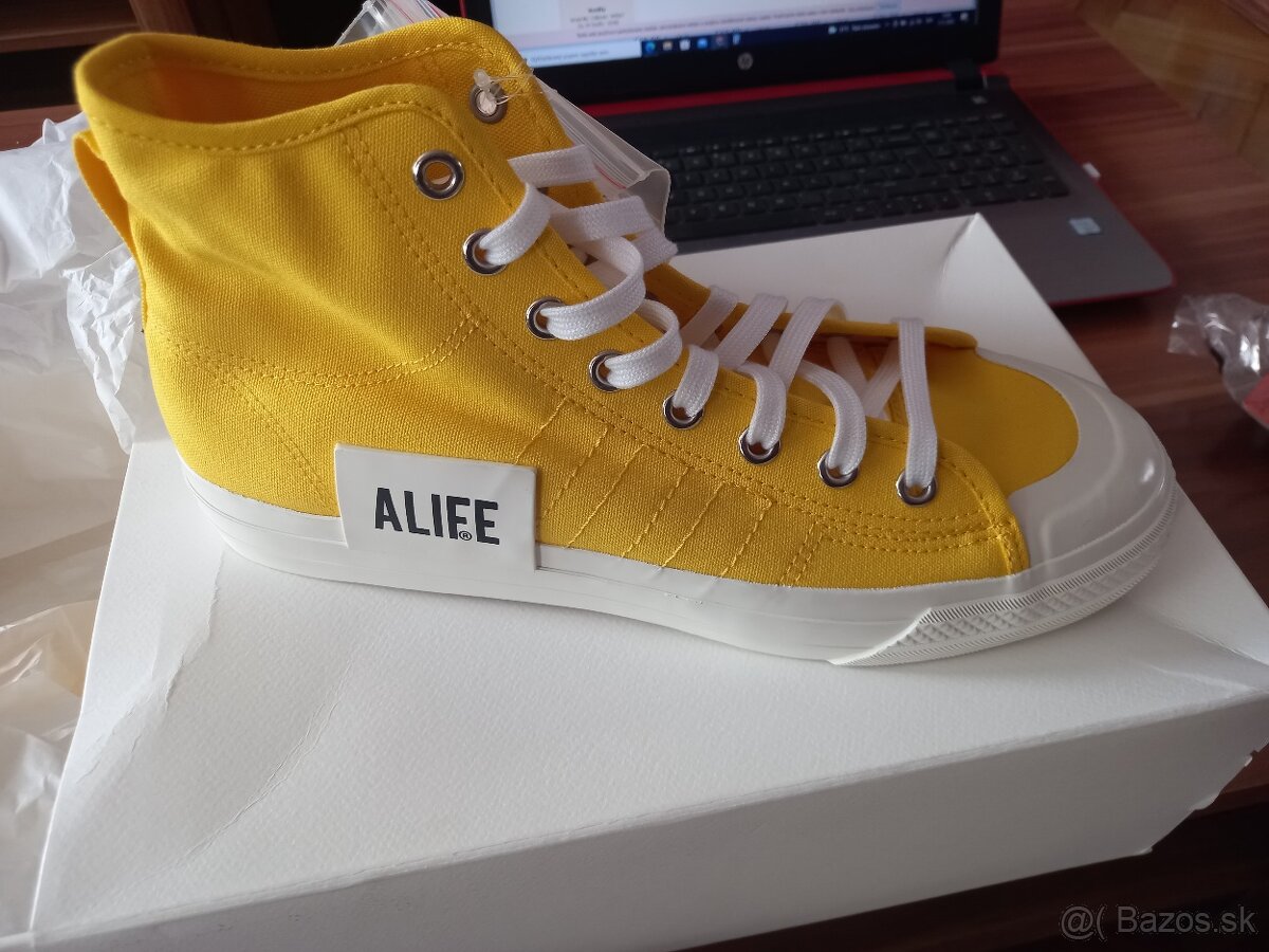 ADIDAS NIZZA HI ALIFE- 10,5