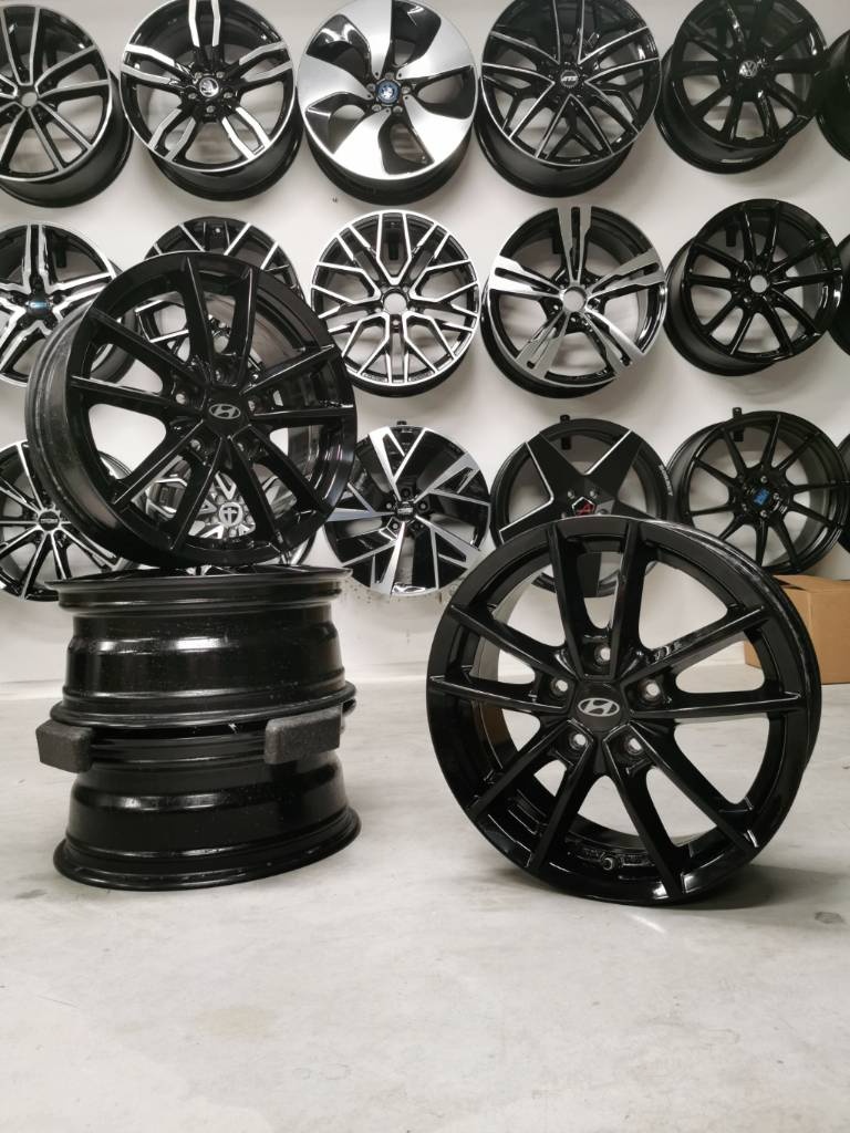 Hyundai alu disky R16 6.5x16 ET50 5x114.3