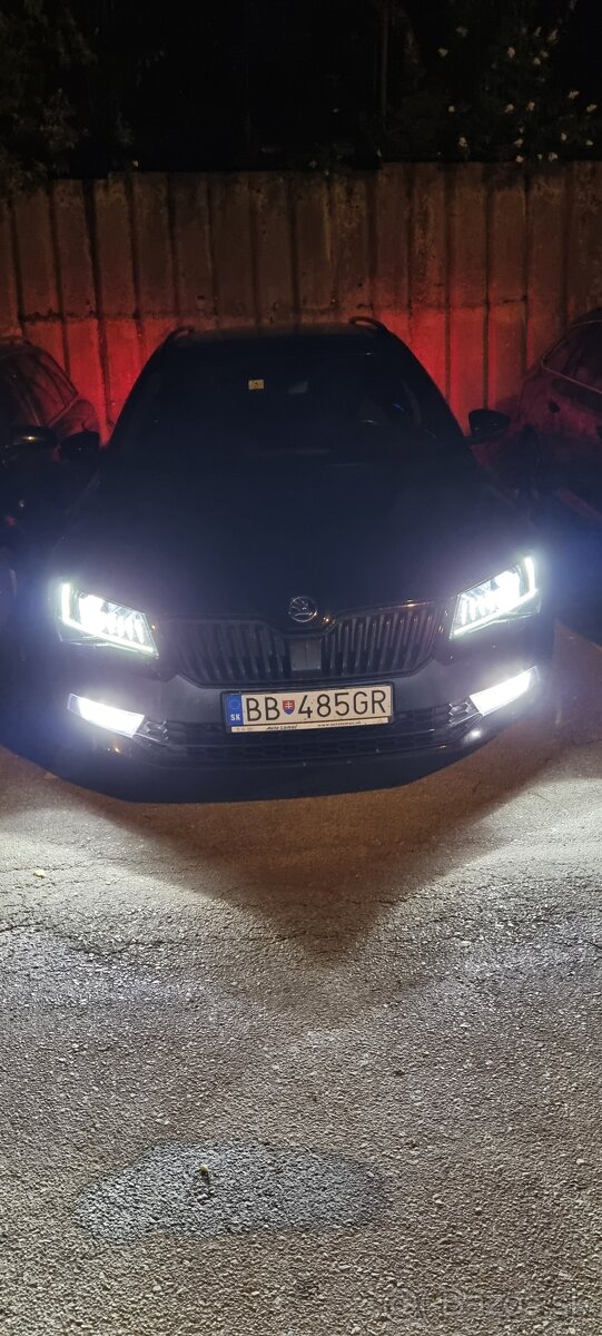 Biele LED hmlové svetlá H8/H11- Škoda Octavia, Superb 3, VW