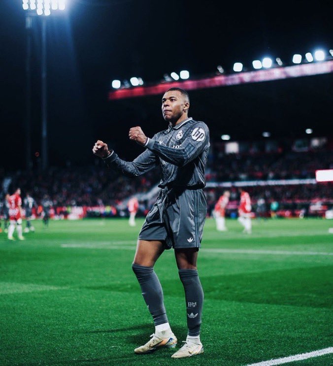 Dres Real Madrid - Kylian Mbappé 24/25