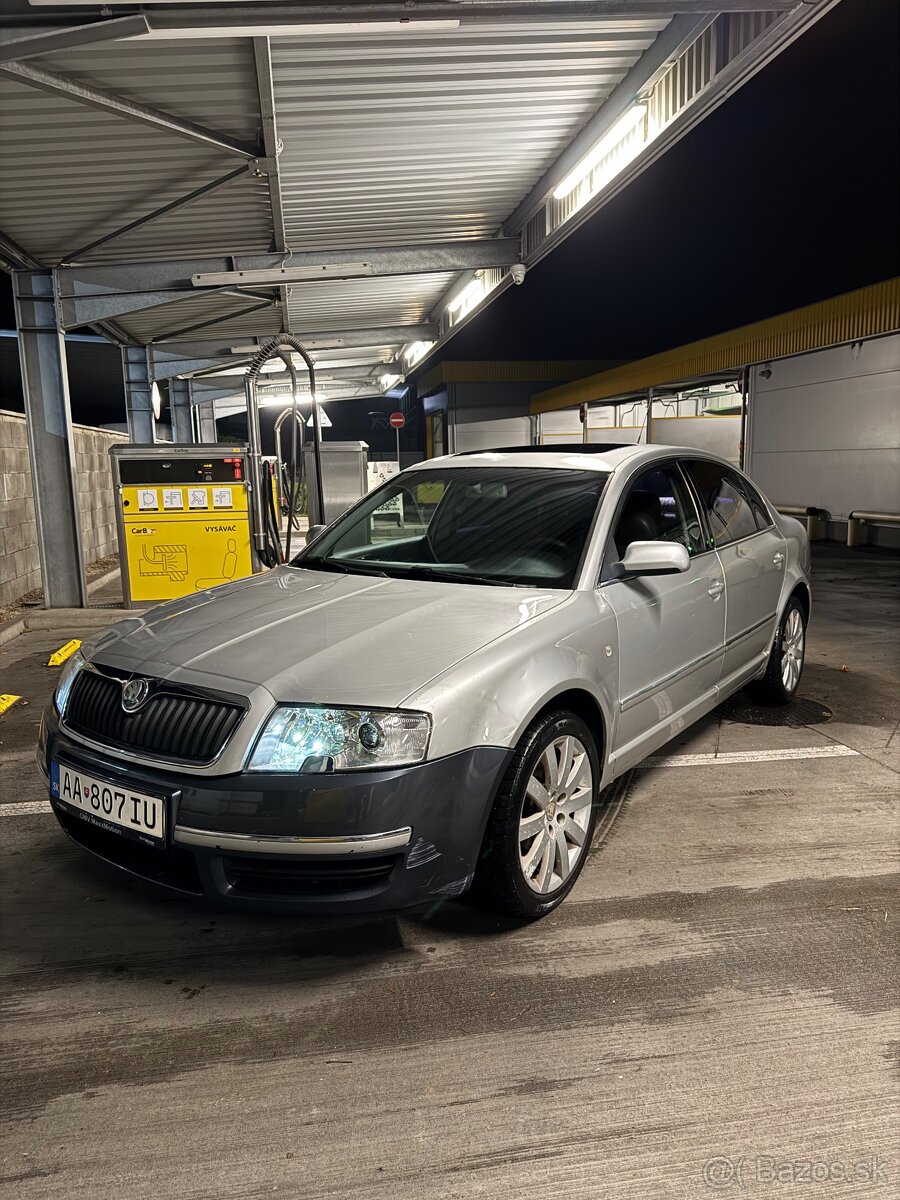 Škoda Superb 1