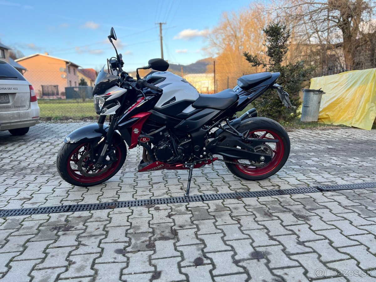 Suzuki GSXS 750 2020