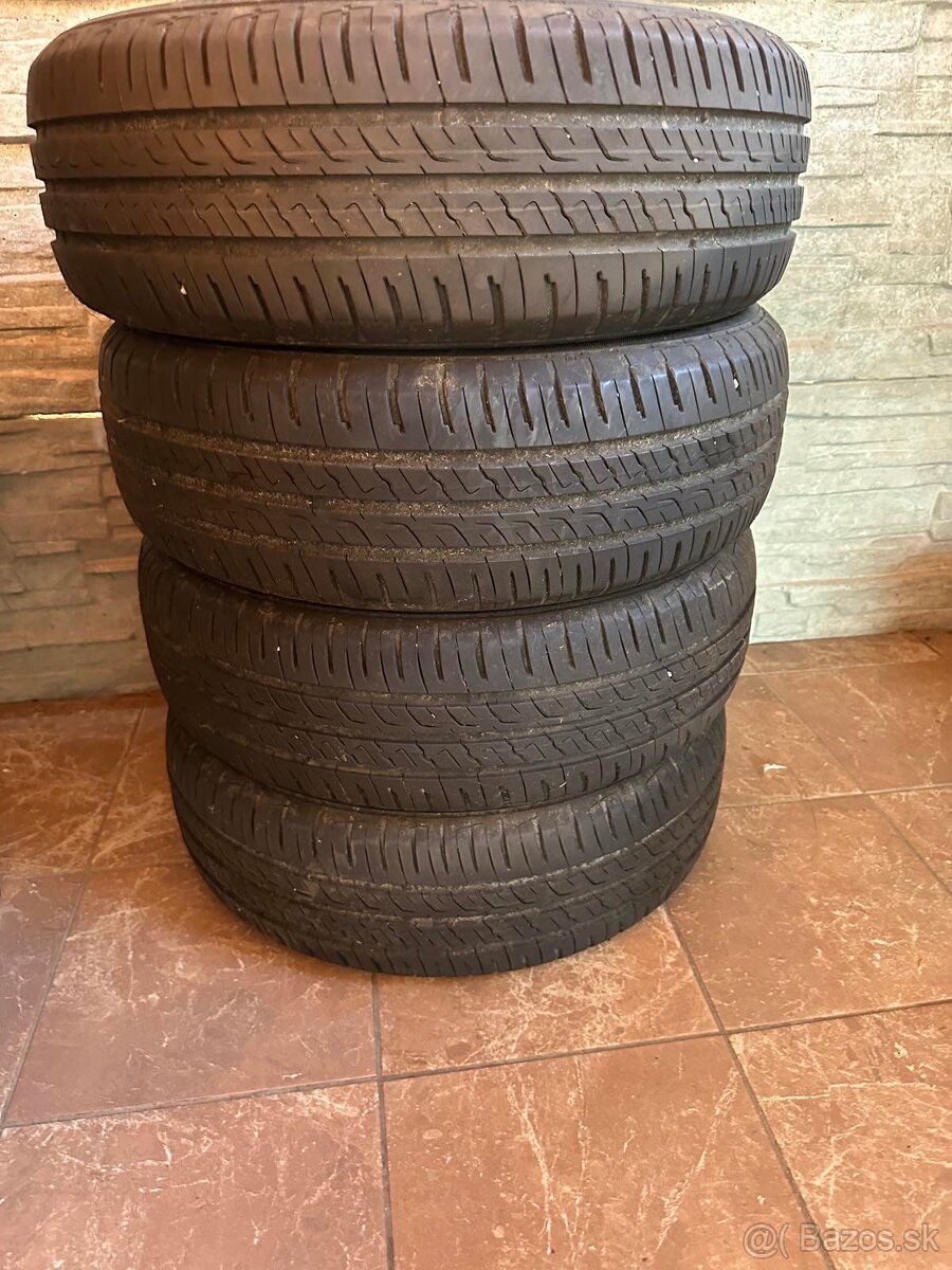 195/65R15 Letna Sada