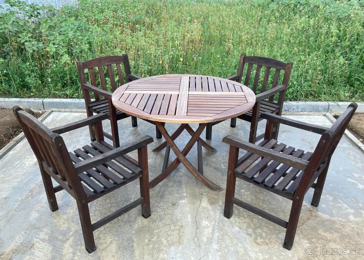 TEAK - Tmavy set - 4 masivne stolice , okruhly stol