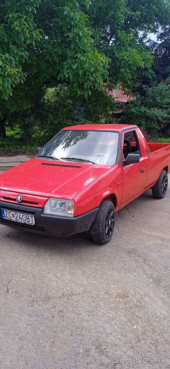 skoda favorit pick up