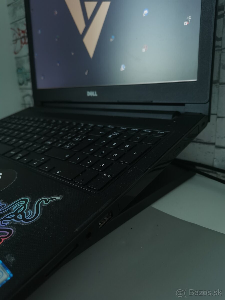 Predám Dell notebook