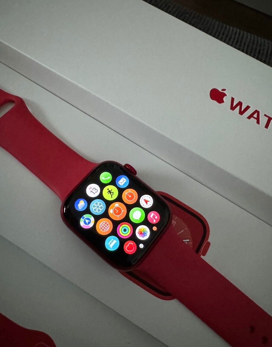 Apple watch 8 45 mm red