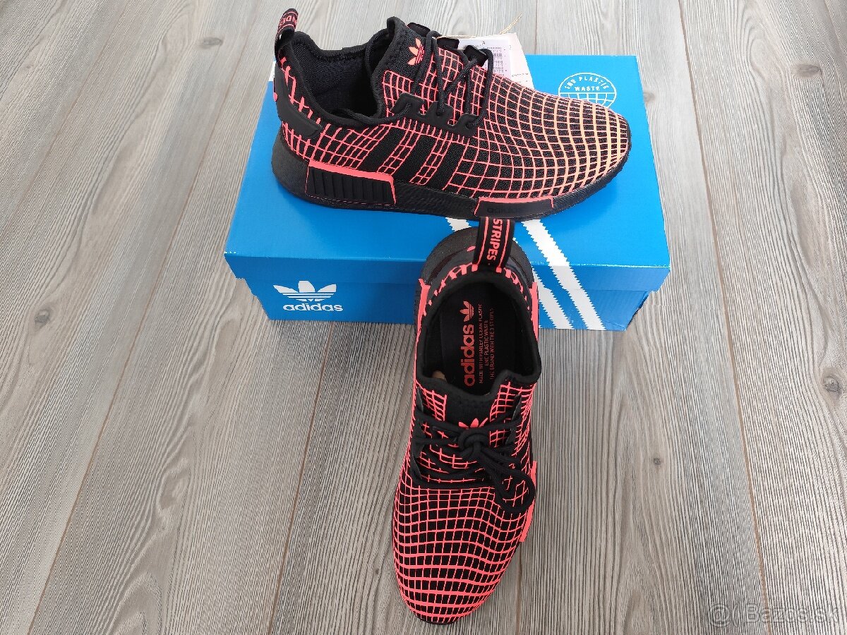 Adidas NMD_R1 Core Black/Turbo/Turbo, veľkost 43 1/3, NOVÉ