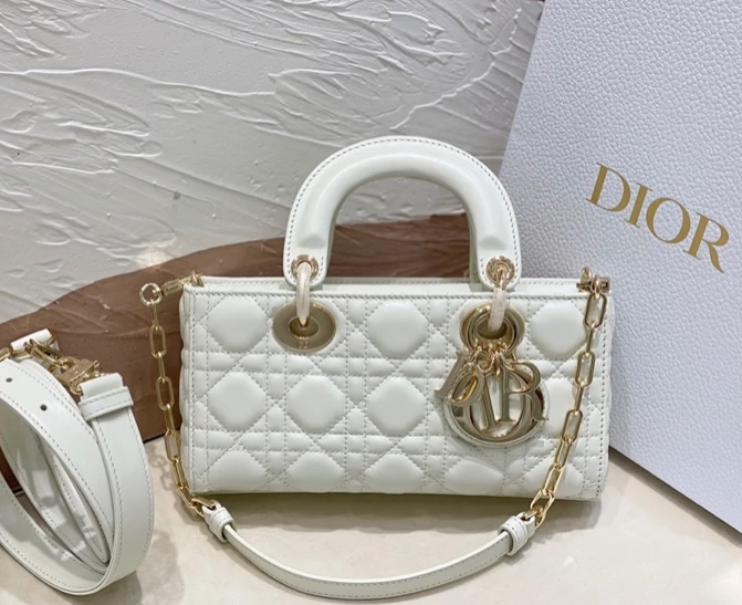 Dior Lady biela/krémova kožená kabelka