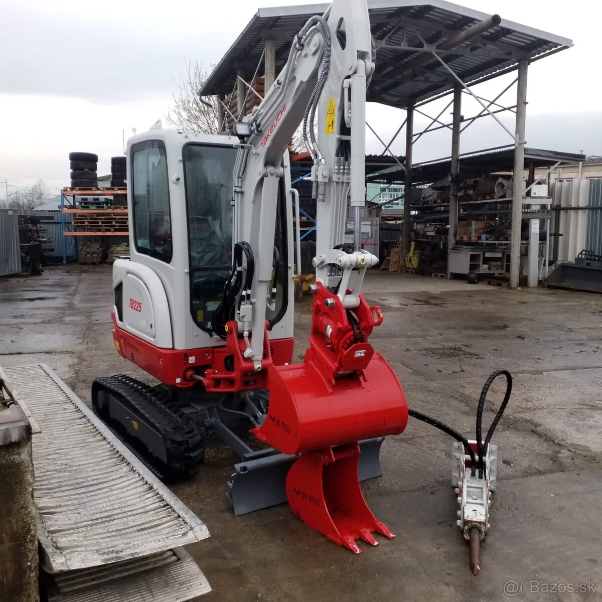 Minibager Takeuchi TB225 – 475 MTH