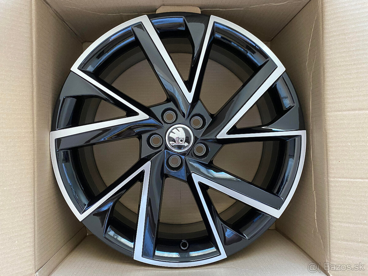 Vega Black 5x100 R18 7Jx18 ET39 Škoda Scala Kamiq NOVÉ