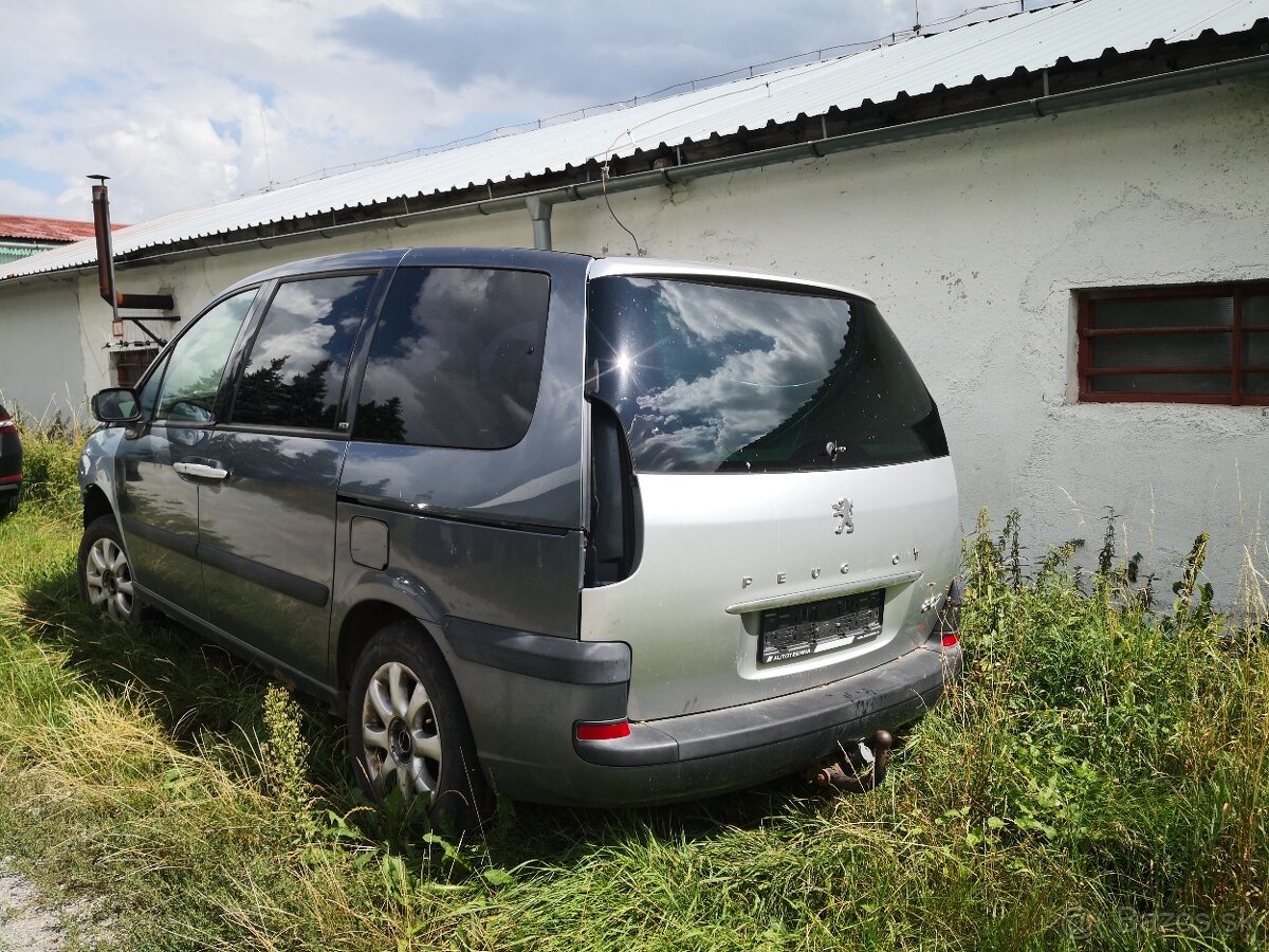 Peugeot 807