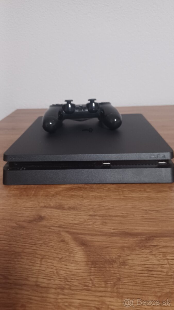 PS4 slim 500 GB