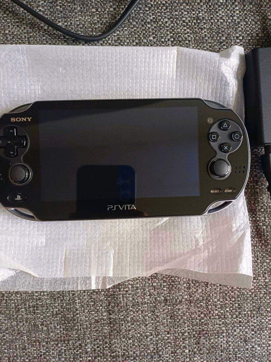 PS VITA