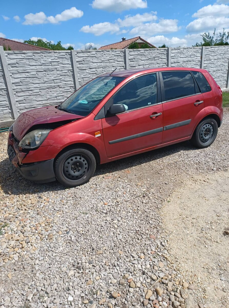 Rozpredám Ford Fiesta 1.4 16v 59kw FXJA 2008