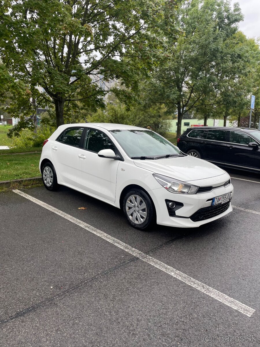 Kia Rio 2021