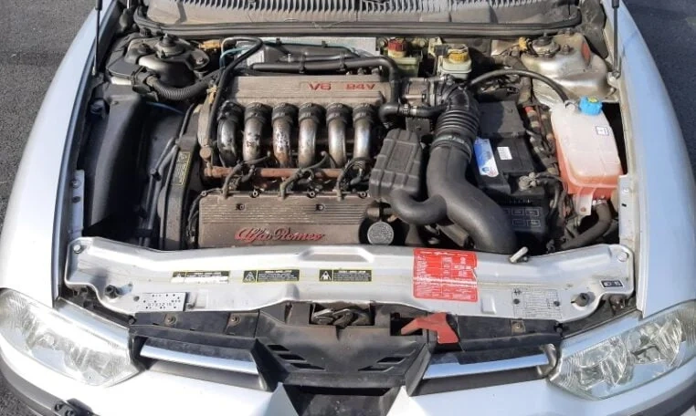 alfa romeo 156 V6 motor