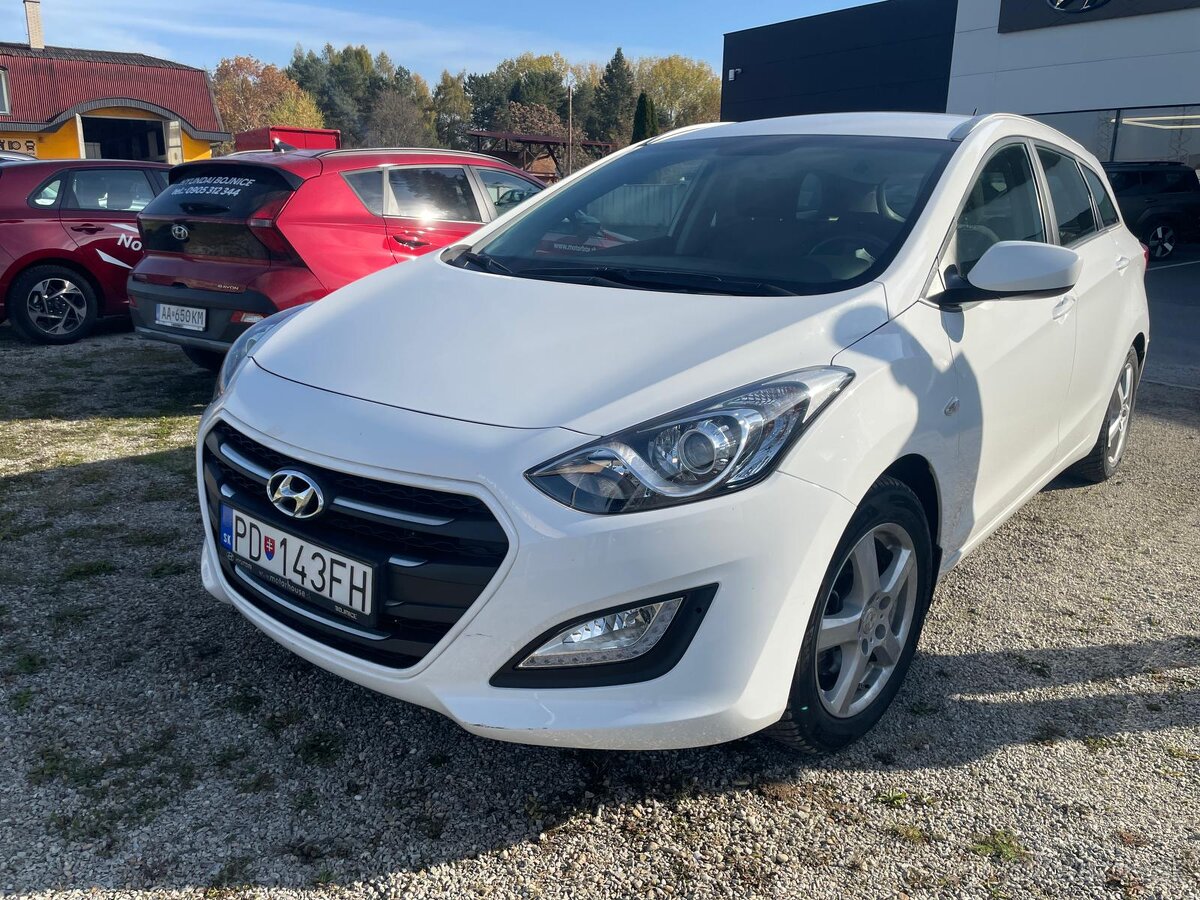 Hyundai I30 CW, 1,6 benzín 22tis km, 2015, kúpené na SK, DPH