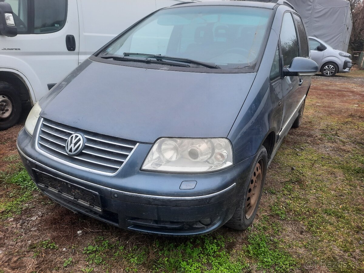 Rozpredam Volkswagen Sharan 1,9 Tdi 85kw AUY,