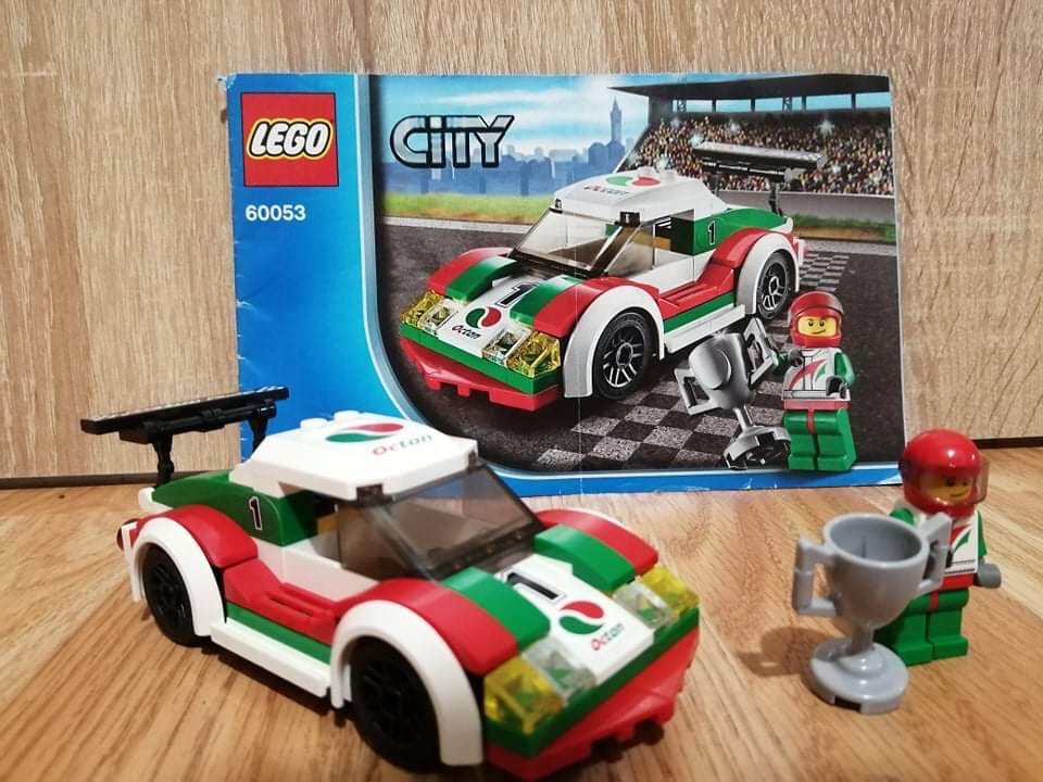 Lego - Závodné auto 60053