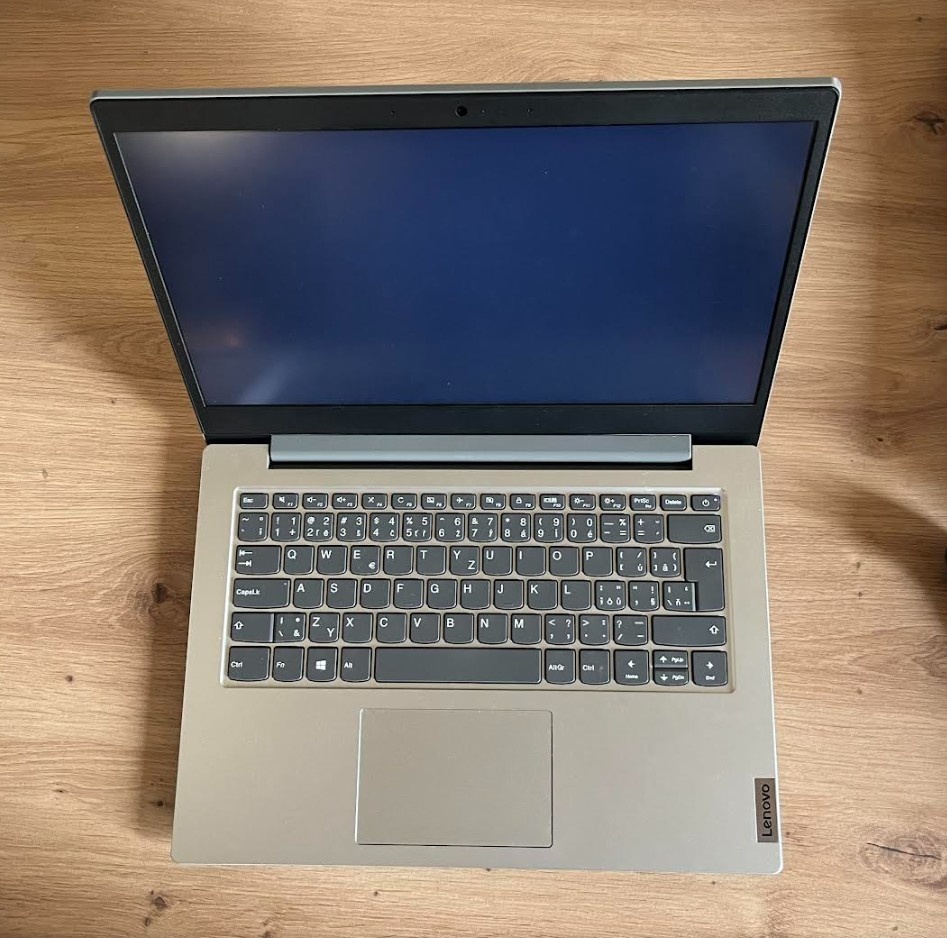 Lenovo Ideapad 1