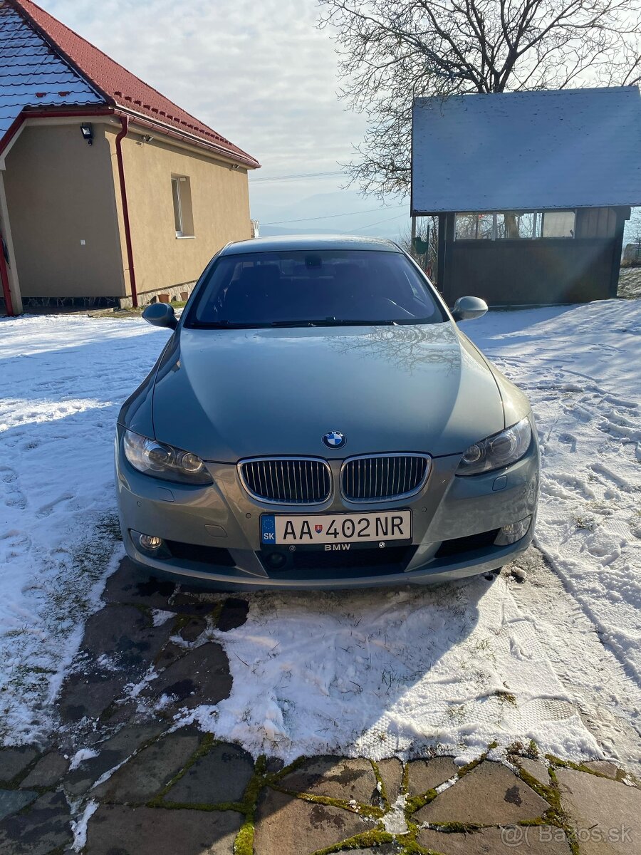 BMW e92 330i