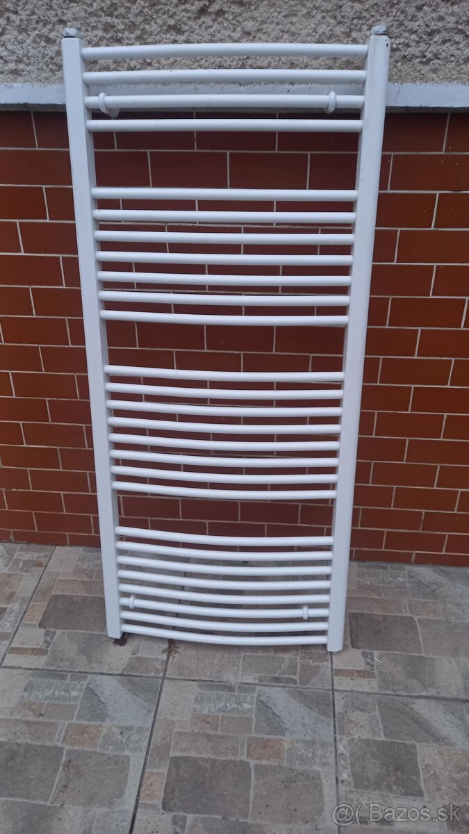 Rebrovy radiator