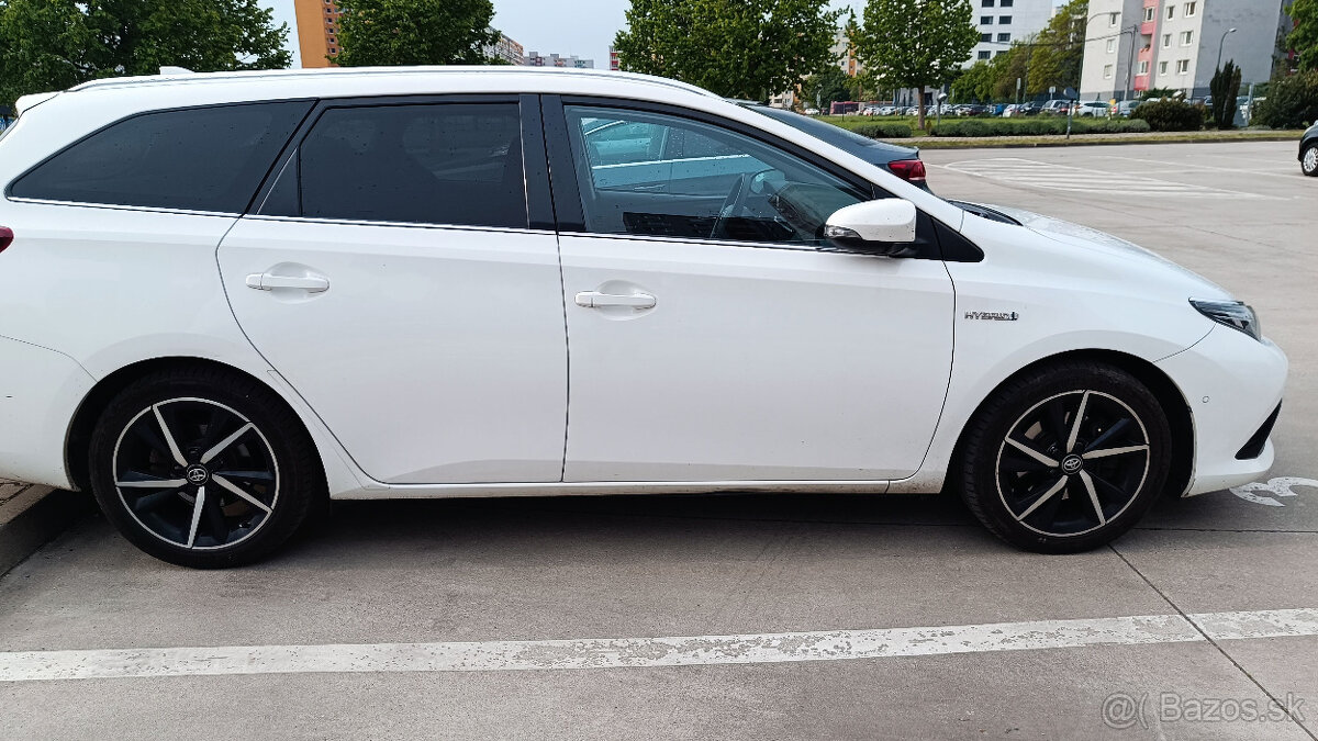 Toyota Auris Touring Sports 1.8 Hybrid Active Trend+