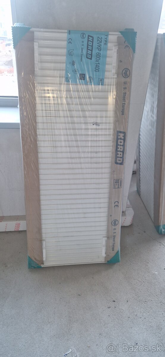 3 x Korad (600x 1400 22VKP) a 1x Stelrad (600x1400 22KW)