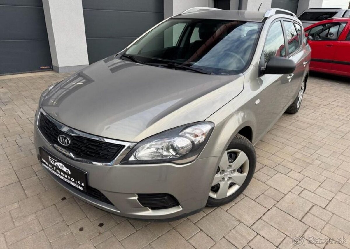 Kia Cee´d 1.4 16V benzín manuál 66 kw