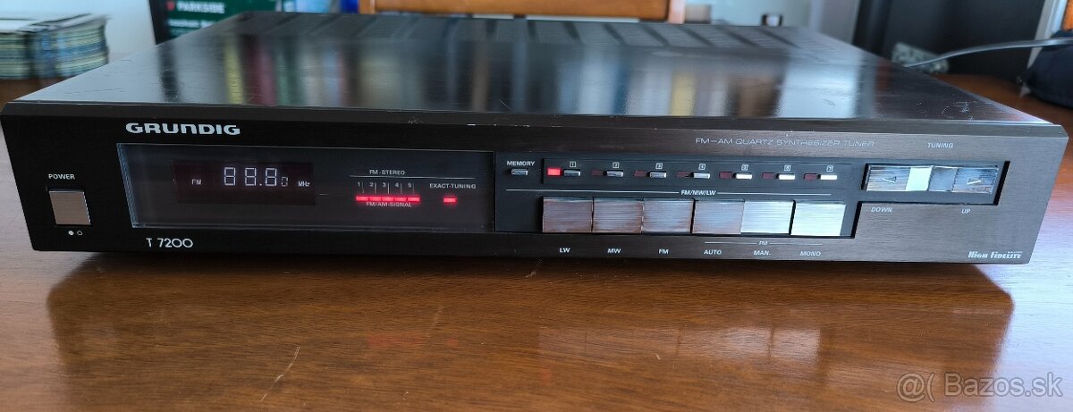 Grundig T7200