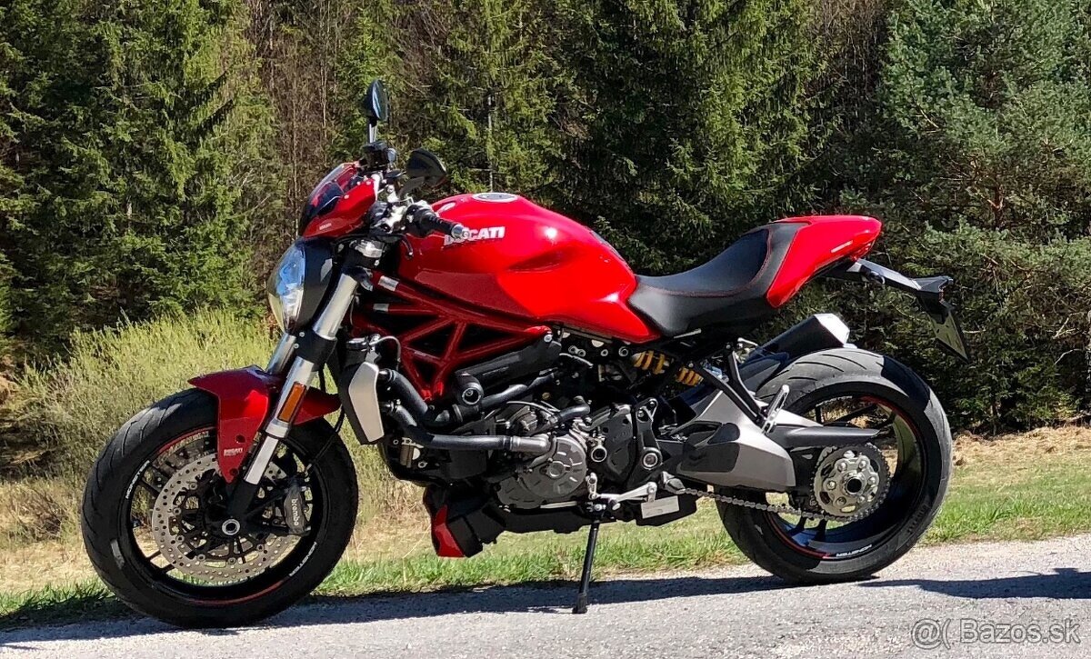 Ducati Monster 1200