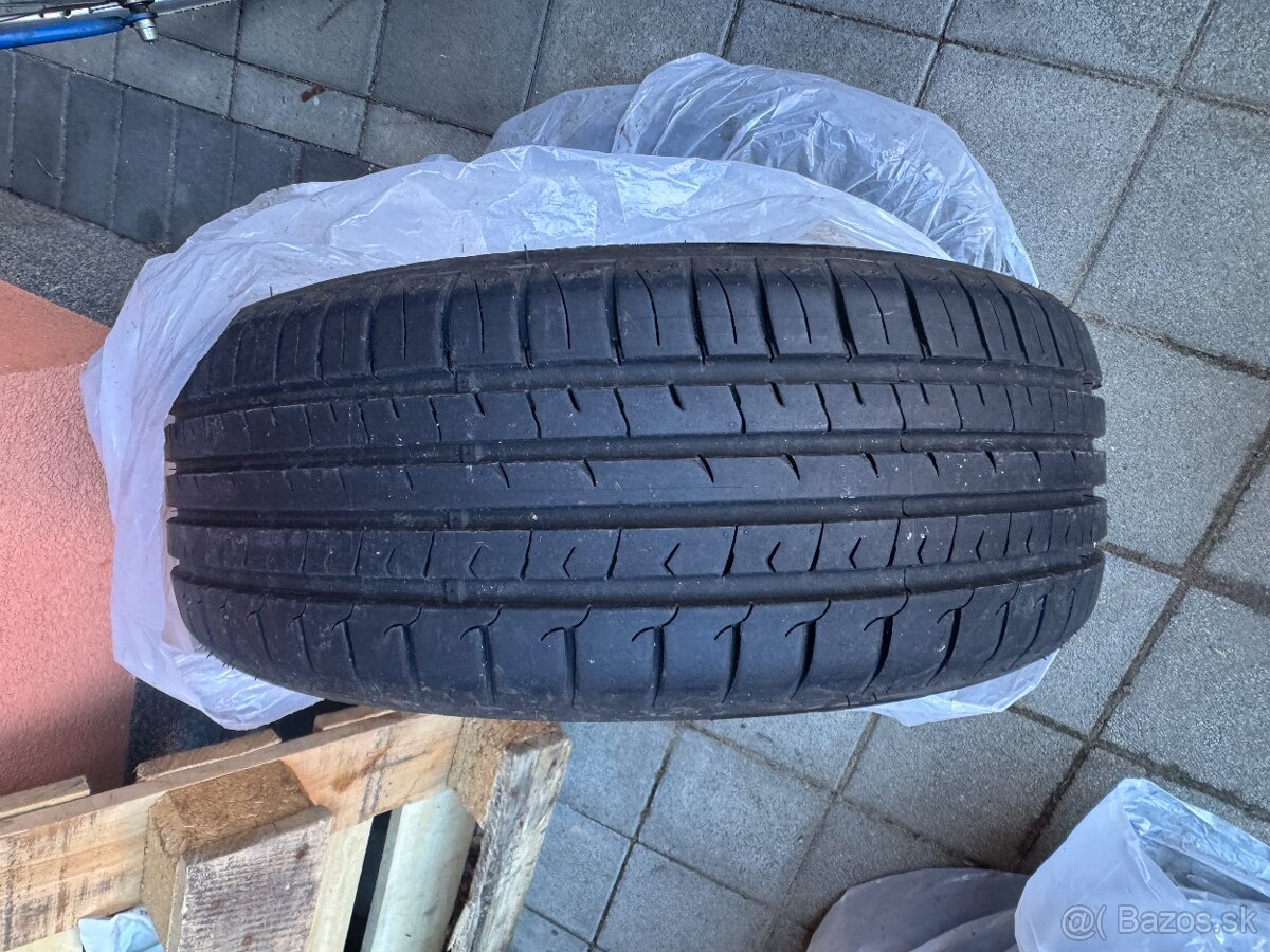 TOMKET SPORT 195/50 R16 84V - LETNE- 1 ročne 4 ks