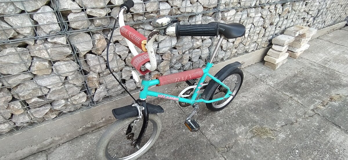 Ponukam tuto staru mini BMX