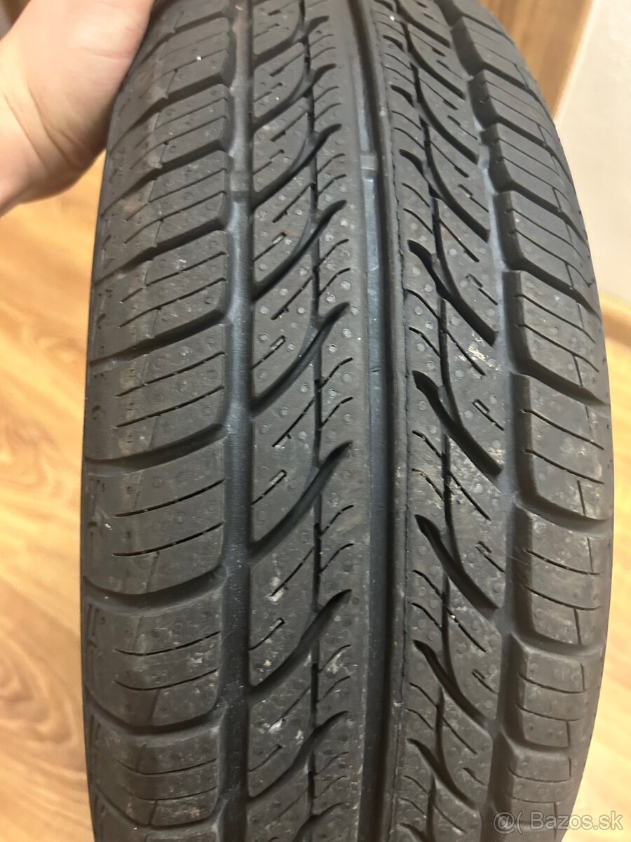 Pneumatika letná ROAD 175/70 R13 82T. Nová