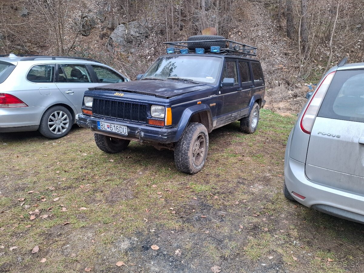 Predam jeep xj 4.0 benzín plus lpg