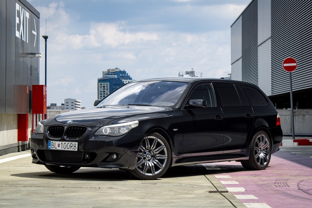 BMW 550i E61 M packet- TOP výbava, rozsiahla serv. história