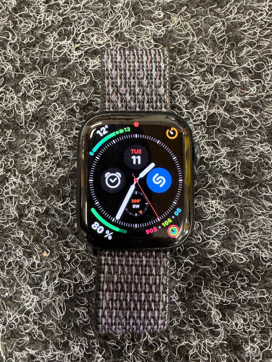 Apple Watch 8 45mm