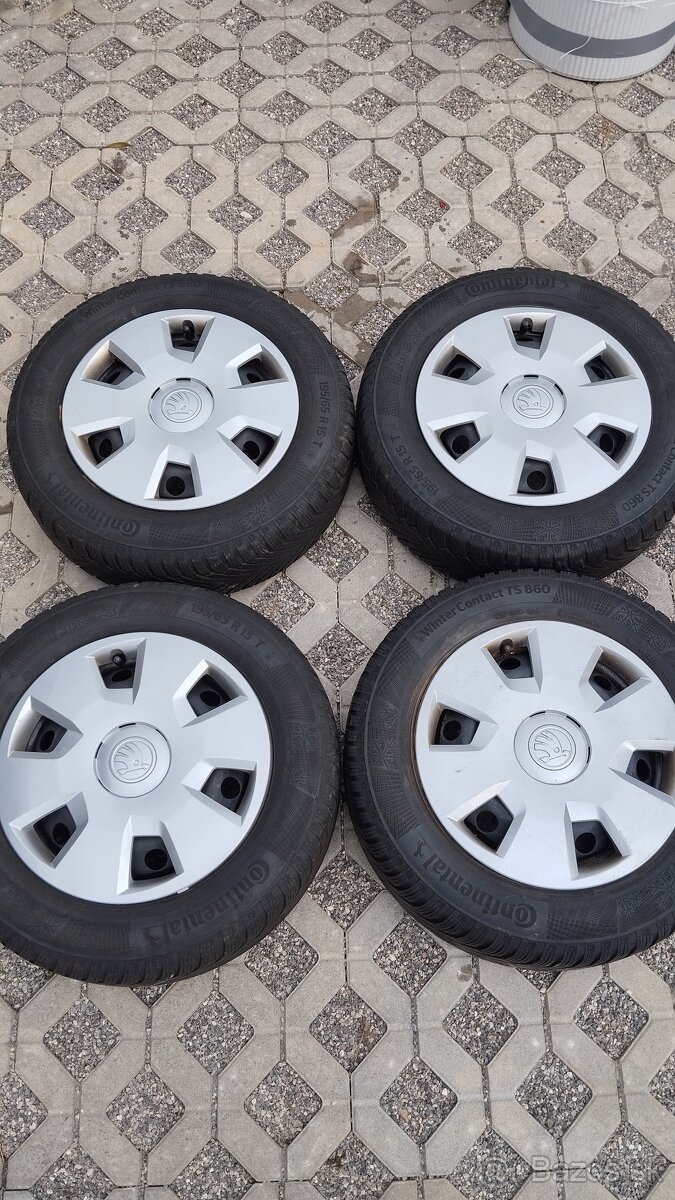 Predám zimné pneumatiky s diskami  Octavia195/65R15