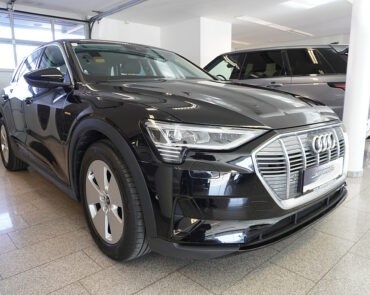 AUDI E-TRON  quattro 71kWh batéria