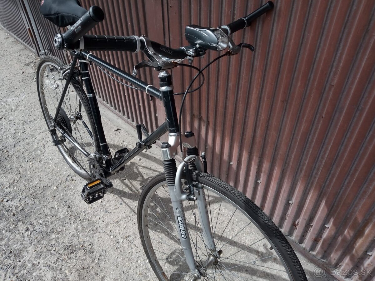 Predam crossovy bicykel Favorit